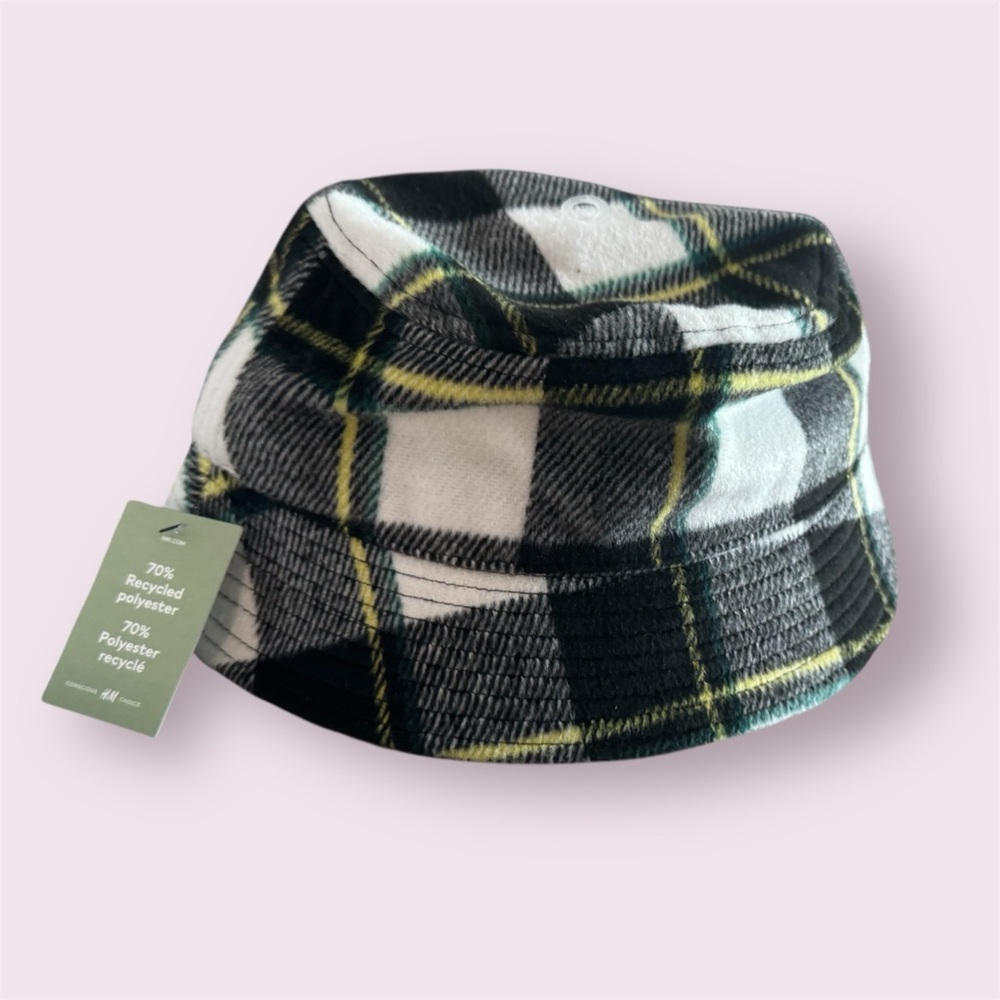 H&M Black and White Tartan Hat